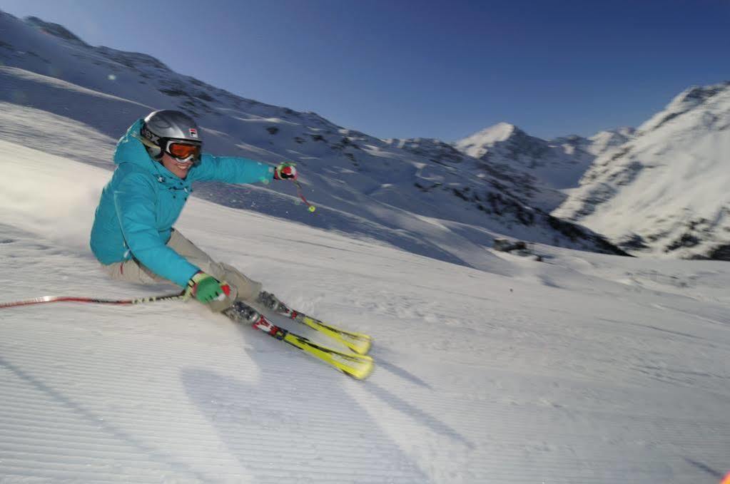 Hotel Raffl'S St. Antoner Hof Sankt Anton am Arlberg Exterior foto